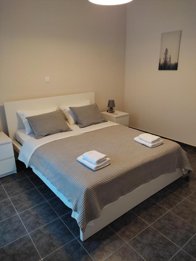 Apartamento Double M Near Athens Airport Markópoulon Exterior foto