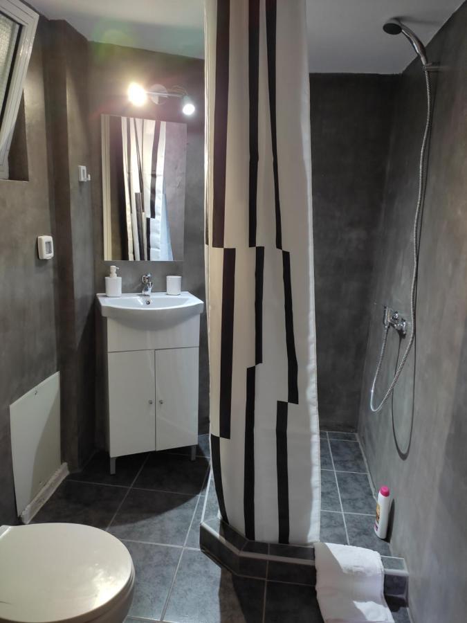 Apartamento Double M Near Athens Airport Markópoulon Exterior foto