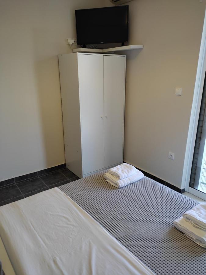 Apartamento Double M Near Athens Airport Markópoulon Exterior foto