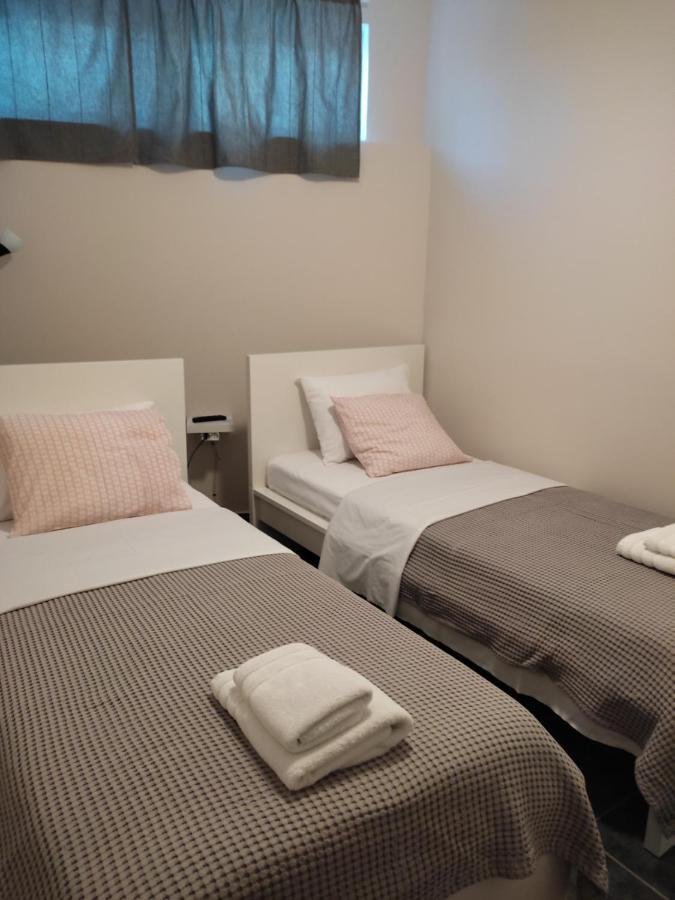 Apartamento Double M Near Athens Airport Markópoulon Exterior foto